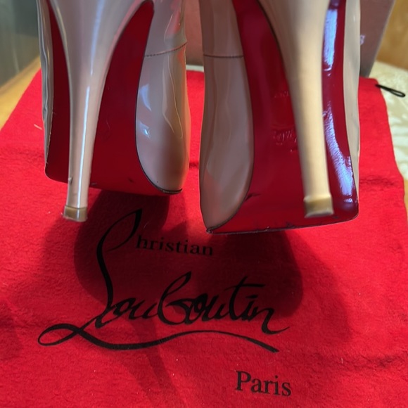 Christian Louboutin size 39 or 8-1/2 node patent calf heels - Picture 12 of 16
